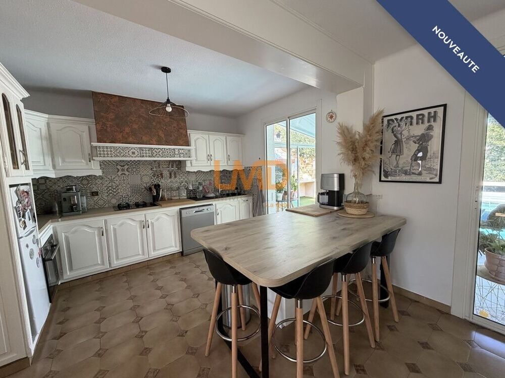Vente Maison Villa T5 92 m2 avec piscine à Baho Baho