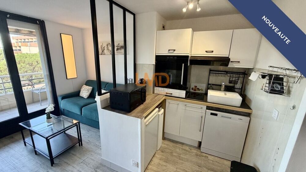 Vente Appartement Studio rénové 35 m² terrasse piscine Fréjus Plage Fréjus