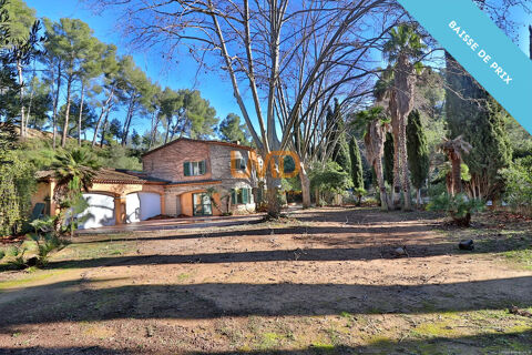   Bastide de charme - Murs commerciaux - Enorme potentiel 