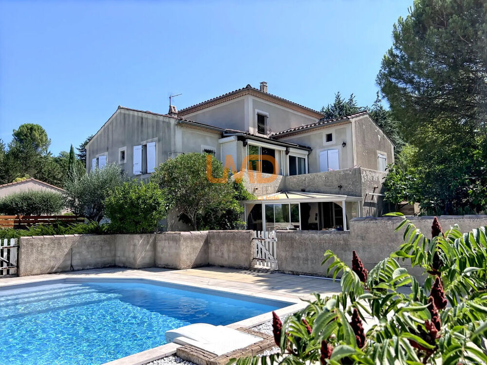Maison 6 pièces 225 m² · à Ruoms · 225 m² · 386 000 €