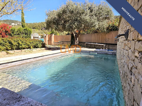   Propri�t� avec 2 habitations, piscine et d�pendances Maison - 8 pi�ce(s) - 212 m�