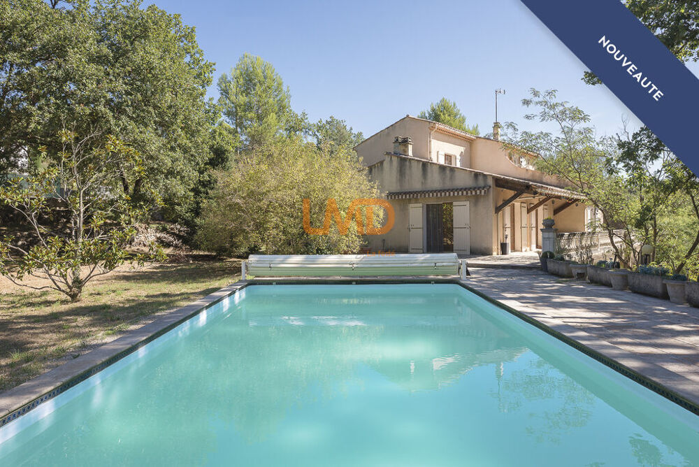 Vente Maison Maison familiale avec piscine sur 3900m2 arborés plein sud. Flassans sur issole