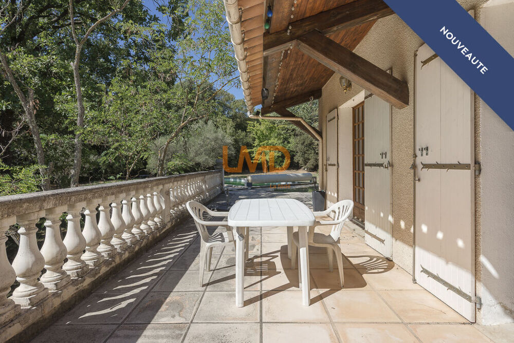 Vente Maison Maison familiale avec piscine sur 3900m2 arborés plein sud. Flassans sur issole