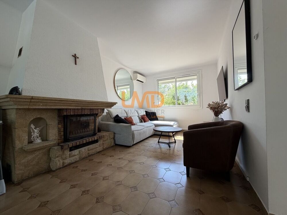 Villa T5 92 m2 avec piscine à Baho