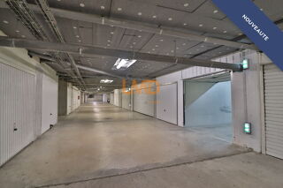  Parking / Garage � vendre 