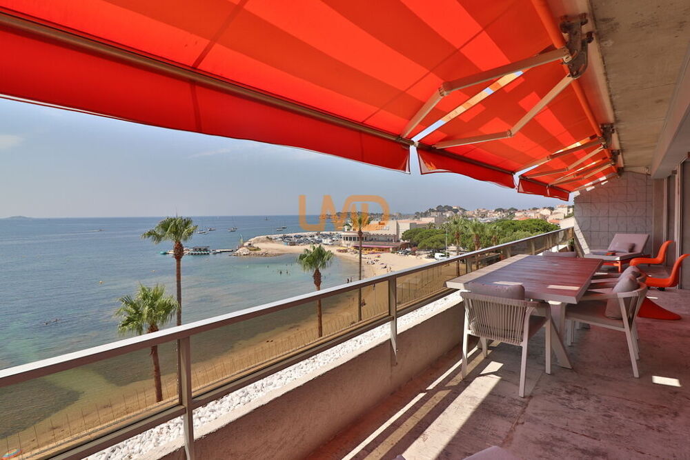 Appartement standing T3 terrasse parking, dernier étage, front d