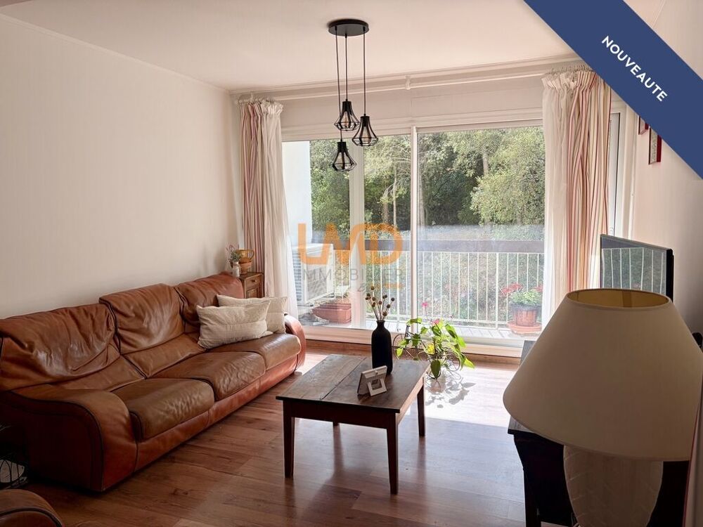 Vente Appartement Nîmes - Joli 3 pièces rénové, ascenseur, parking Nîmes