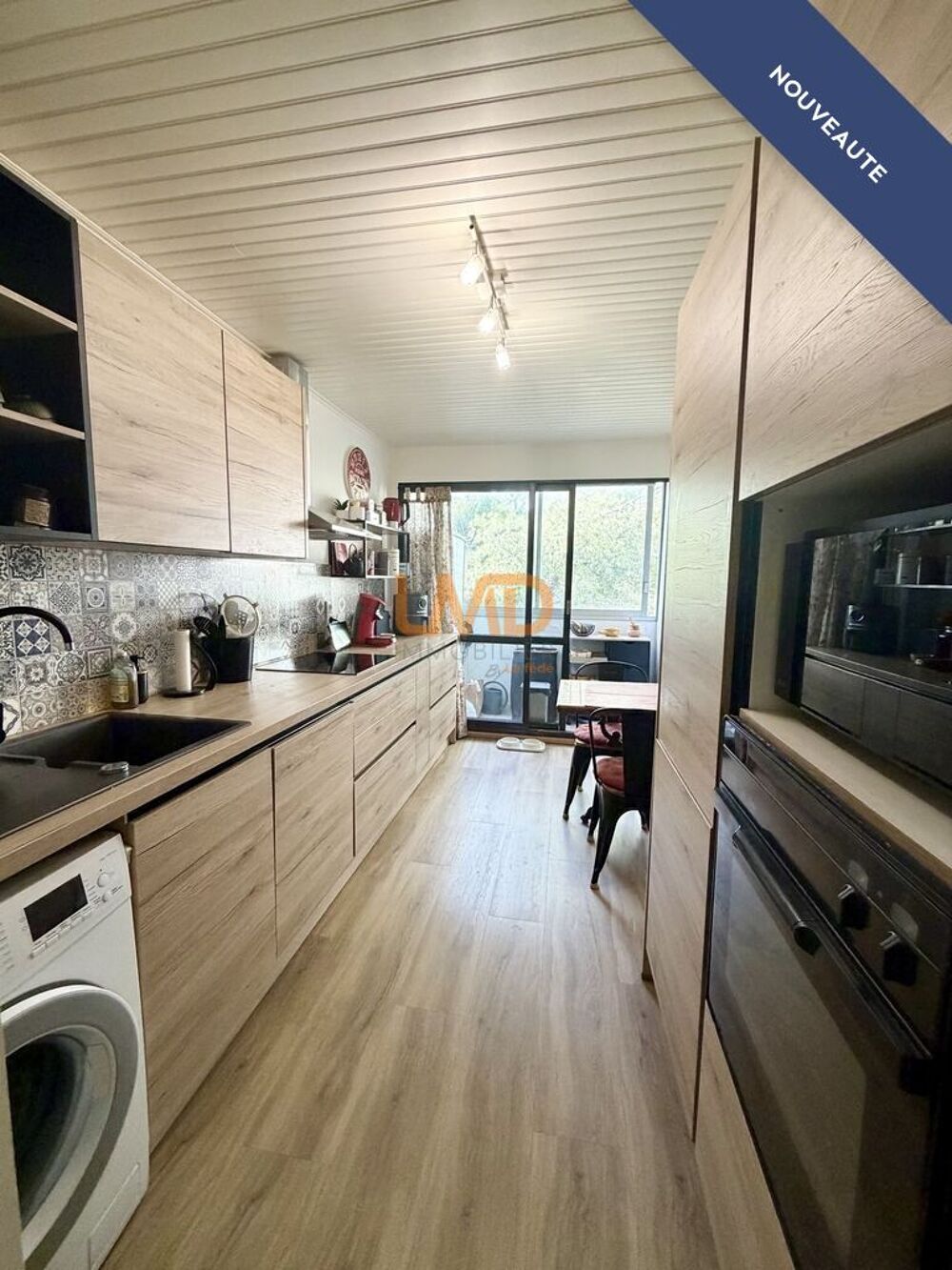 Vente Appartement Nîmes - Joli 3 pièces rénové, ascenseur, parking Nîmes