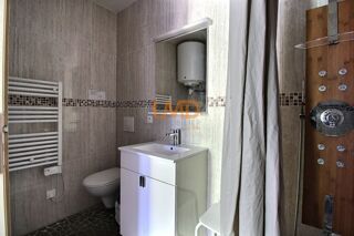  Immeuble � vendre 15 + pi�ces 350 m�