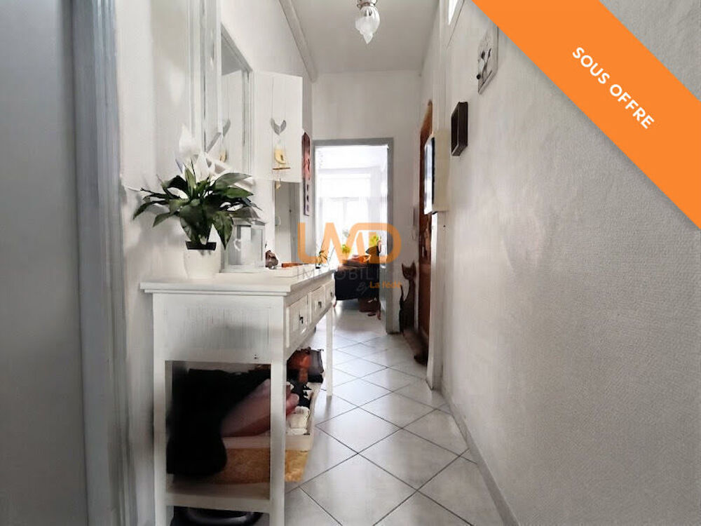 Vente Appartement Hyper centre – T2 traversant avec extérieur au calme, sans vis-à Montpellier