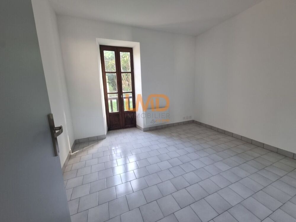 Location Appartement Appartement  RDC 82m2 avec grande terrasse Aubin