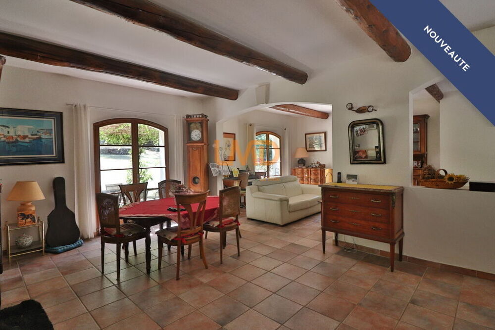 Vente Maison Bastide de charme 4 chambres Terrain 7200m2 Piscine Calme Plein Auriol
