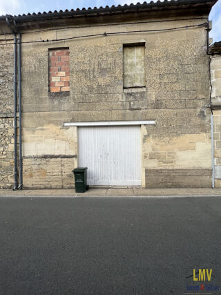  Parking / Garage  vendre 45 m