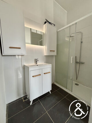  Colocation à louer 6 pièces 145 m²