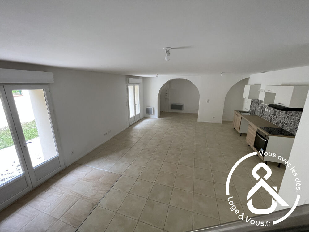 Location Appartement Appartement T3 entièrement rénové avec jardin, place de parking & box St germain des pres