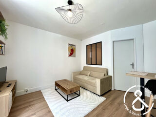  Appartement à louer 2 pièces 27 m²