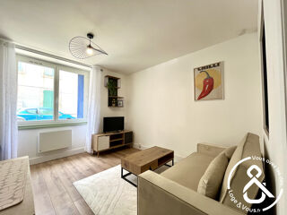  Appartement à louer 2 pièces 27 m²