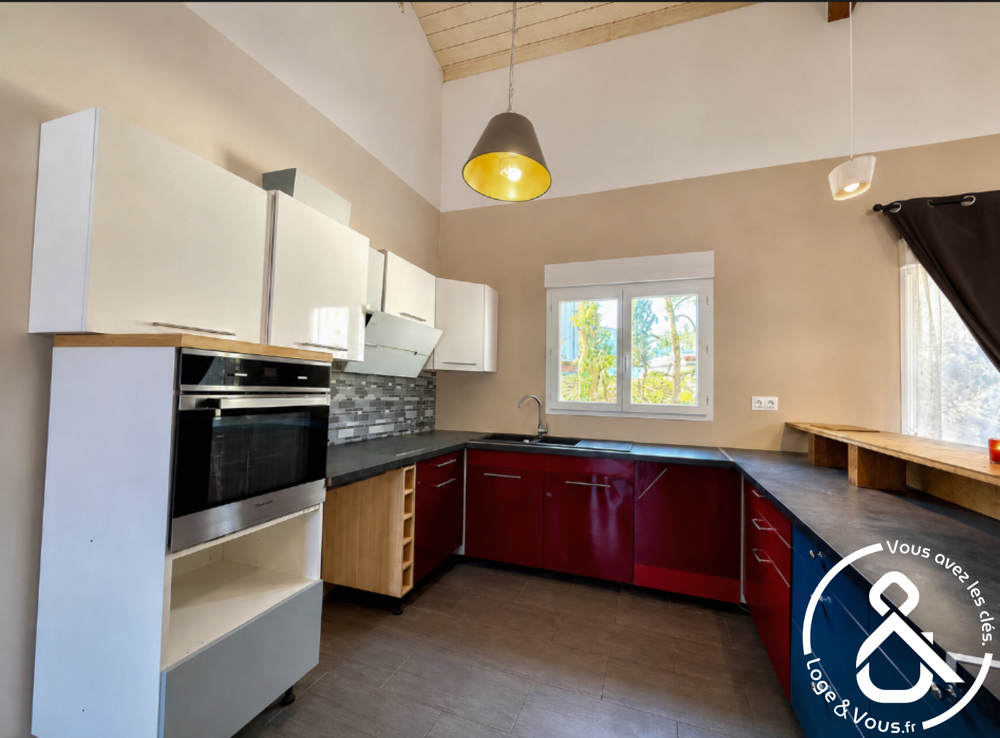 Maison contemporaine à fort potentiel avec volumes exceptionnels