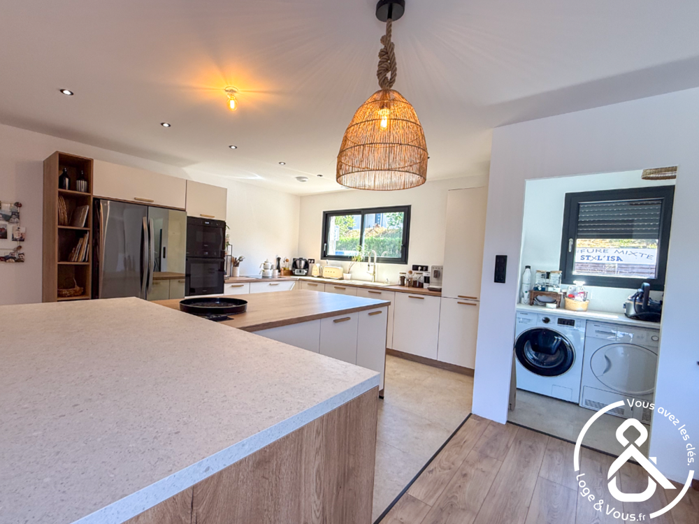 Vente Maison Villa contemporaine avec piscine et vue dégagée Burlats