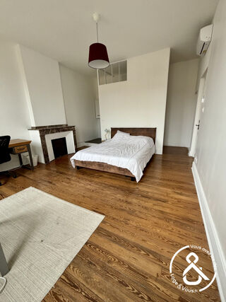  Colocation à louer 6 pièces 145 m²