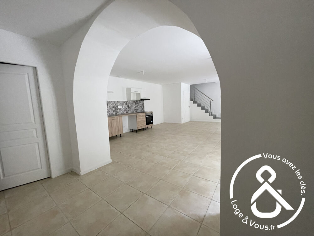 Location Appartement Appartement T3 entièrement rénové avec jardin, place de parking & box St germain des pres