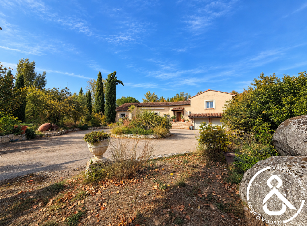 Vente Maison Propriété de caractère avec piscine et étang privé à Vielmur-sur-Agout Vielmur sur agout