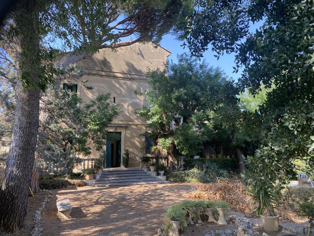 Vente Maison grande batisse  de charme occupée sur l'ouest de la métropole de Montpellier avec un joli parc une résidence exceptionnelle aux Cournonsec