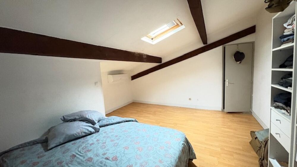 P2 DUPLEX Centre NIMES _ 100000 Euros