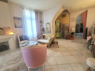 Maison à vendre 10 pièces 224 m²