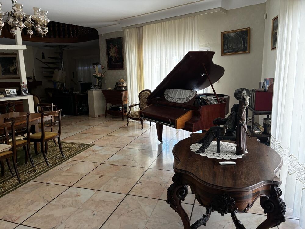 Location Maison VILLA DE TYPE P3 AVEC PISCINE- QUARTIER GARRIGUE NORD Nimes