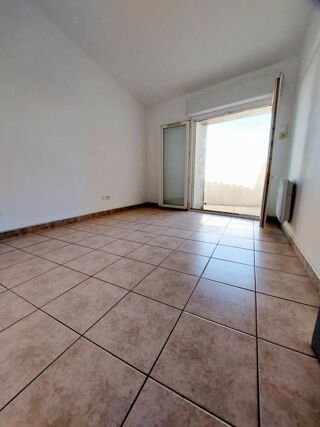  Immeuble  vendre 160 m