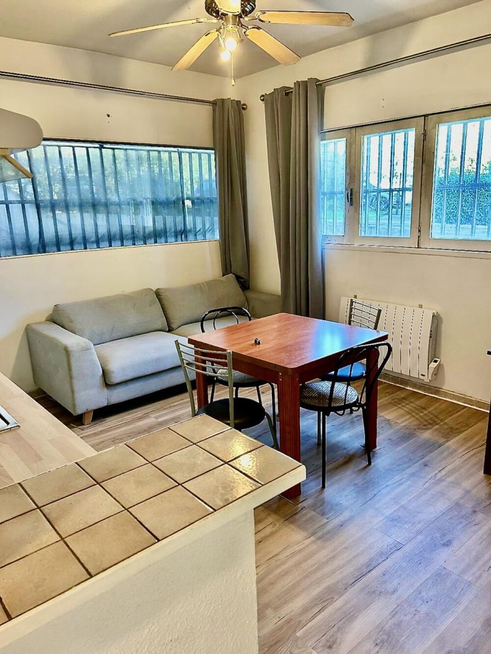 Vente Appartement Appartement T2 de 38 m2 - quartier Père Soulas proche Fac de Pharma -  Montpellier Montpellier