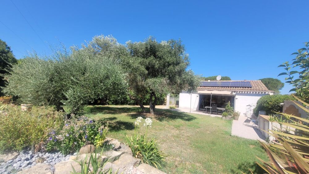 VILETELLE  Superbe villa T5 de plain-pied avec piscine sur un terrain de 1 060 m²
