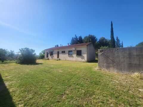  Le Pouget, vente villa de plain-pied, 5 chambres, 135 m�, garage et annexes, 1400 m� de terrain Maison - 7 pi�ce(s) - 135 m�