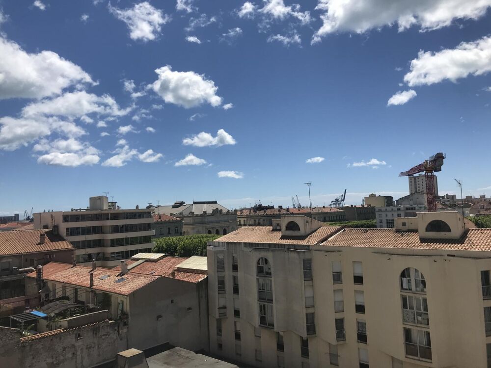 revente de ce viager occupé pour cet appartement sous les toits avec une belle vue dégagée plein sud est avec terrasse couverte