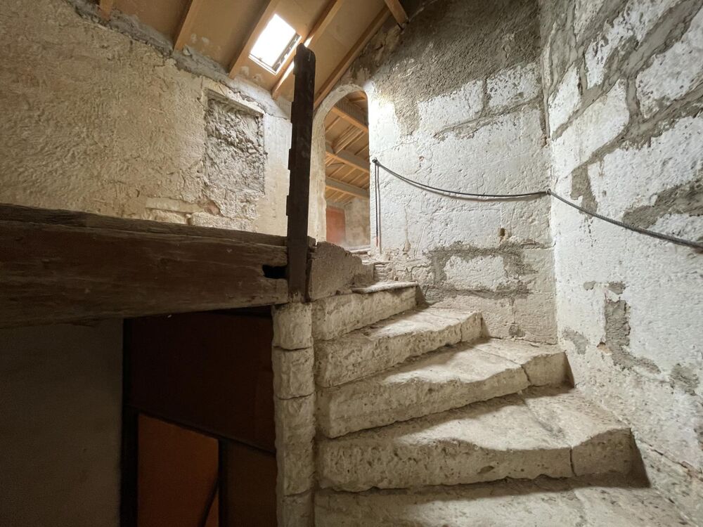 Vente Maison Maison de village de 350m² R + 2 à restaurer Mudaison
