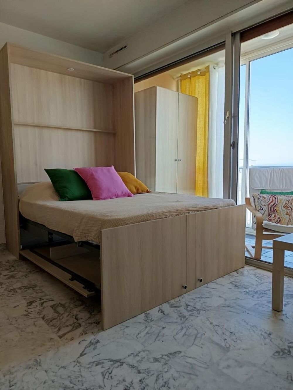 Location Appartement CARNON - Beau Studio bien agencé avec terrasse au 3ème étage Carnon