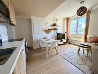  Appartement à louer 4 pièces 55 m²