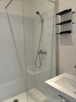  Appartement à louer 3 pièces 42 m²