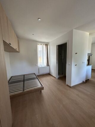  Appartement à louer 1 pièce 30 m²