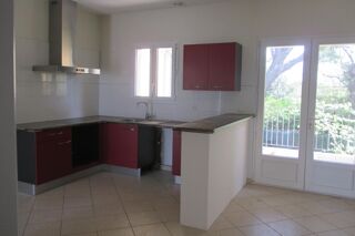 Appartement à louer 3 pièces 95 m²