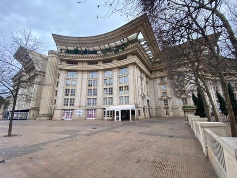 Murs commerciaux &agrave; Montpellier 250000 34000 Montpellier