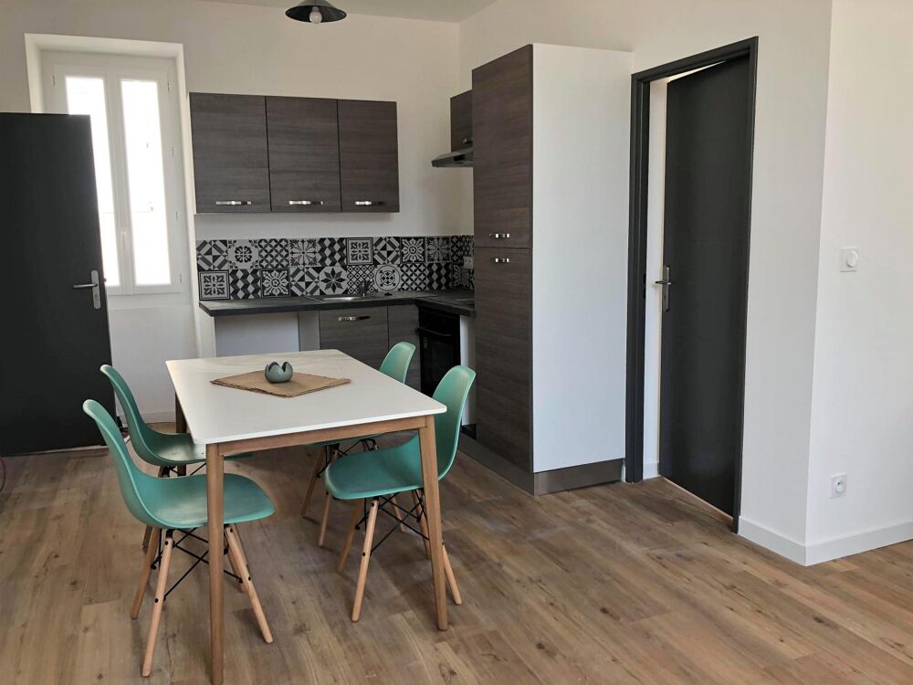 Location Appartement APPARTEMENT P2  MEUBLE -NIMES Nimes