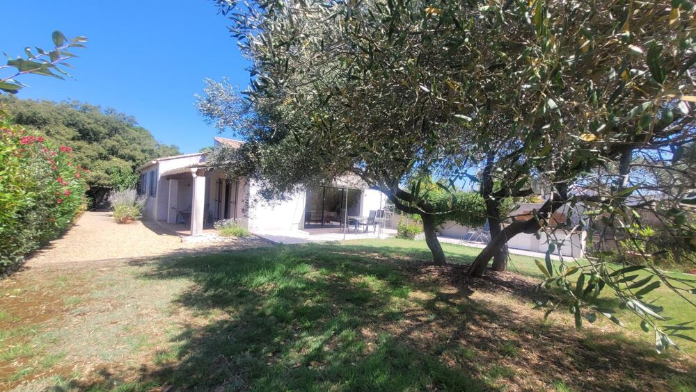 Vente Maison VILLETELLE  – Superbe villa T5 de plain-pied avec piscine sur un terrain de 1 060 m² Villetelle