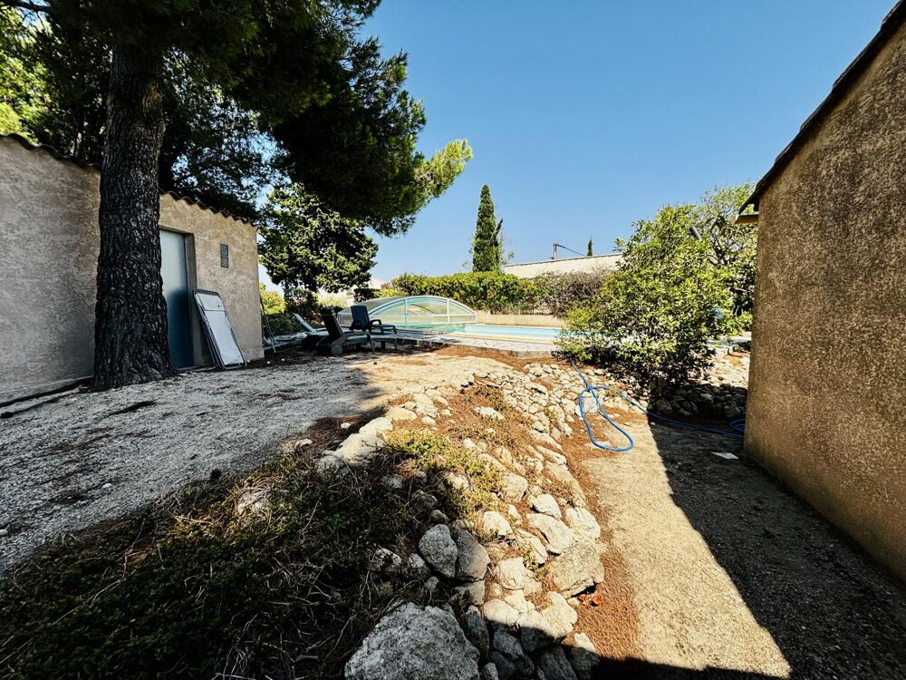 Vente Maison Maison T4 plain pied sur grand terrain arboré Poussan
