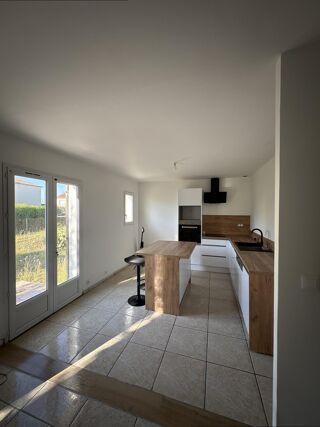  Maison à louer 4 pièces 92 m²
