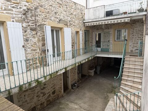   Saint Maurice de Cazevieille grande Maison de village avec patio, caves et parkings priv�s Maison - 4 pi�ce(s) - 85 m�