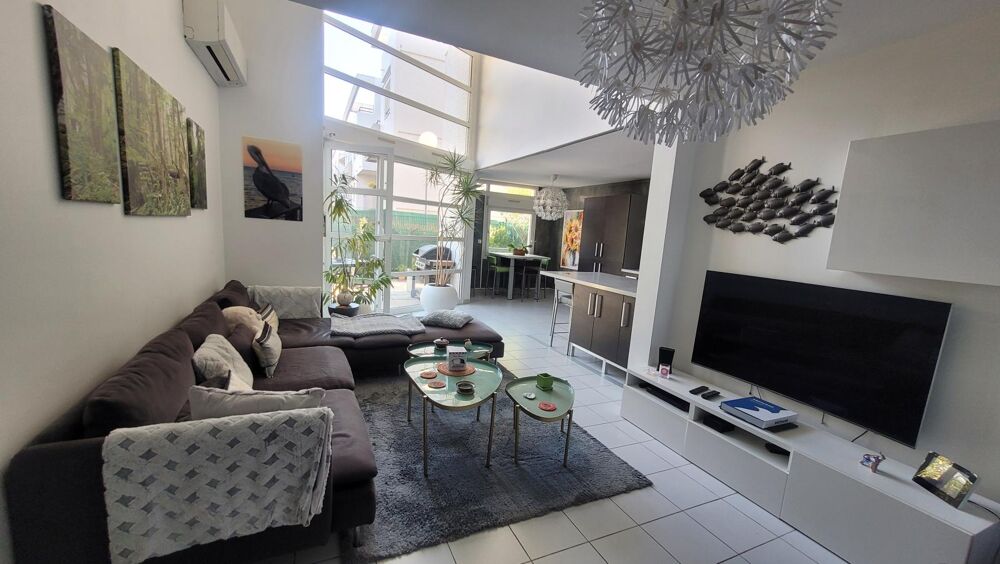 Vente Appartement MONTPELLIER    Superbe Appartement  coup de coeur T5 duplex de 114m² avec jardin, garage et prestations de qualité. Montpellier
