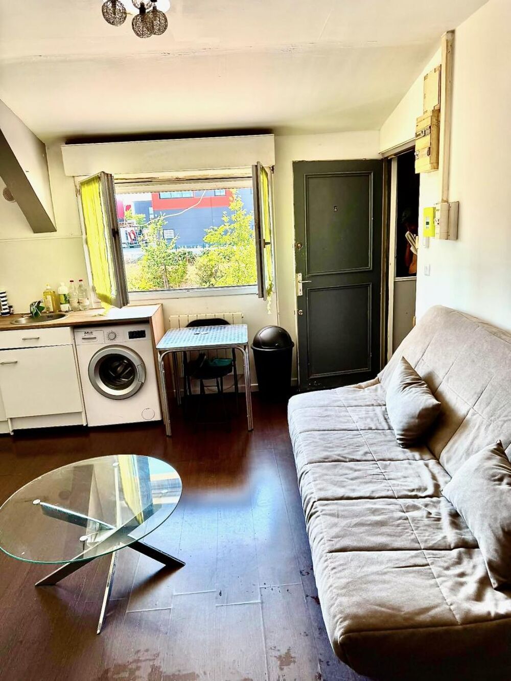 Grand Studio de 28 m2 avec mezzanine et parking privatif - Lavérune
