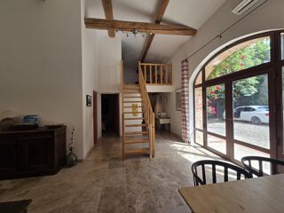  Maison � vendre 12 pi�ces 245 m�